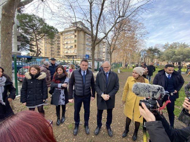 gualtieri:-“no-alla-riduzione-del-reddito-di-cittadinanza,-bene-i-puc-del-iv-municipio”