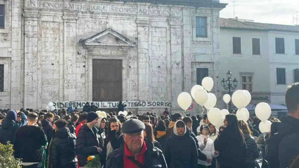 omicidio-alatri,-in-migliaia-per-l