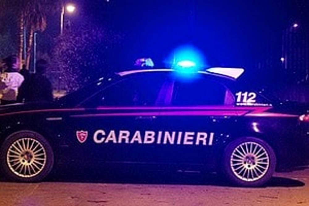 fermato-dai-carabinieri-cerca-di-nascondere-un-etto-di-cocaina,-arrestato