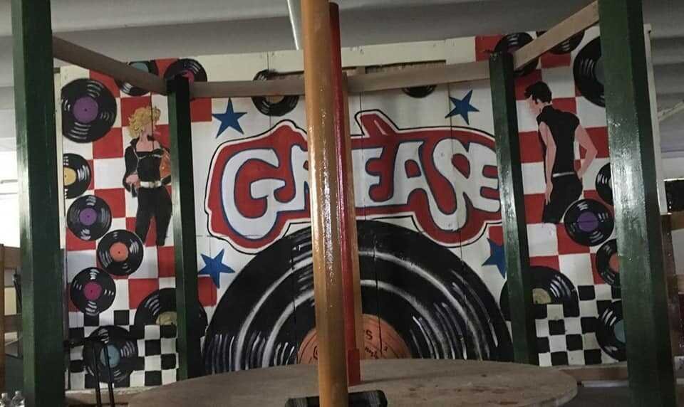 coloriamo-sale-sul-carro-di-grease-a-marina-di-cerveteri-•-terzo-binario-news
