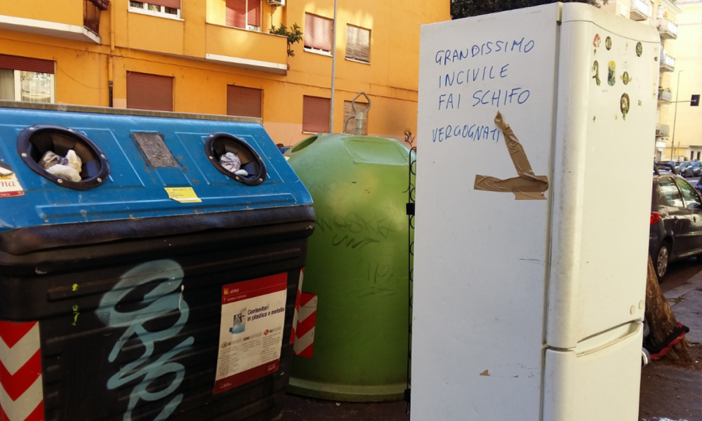 rifiuti-a-roma,-centro-storico-e-periferia-invasi-dagli-ingombranti