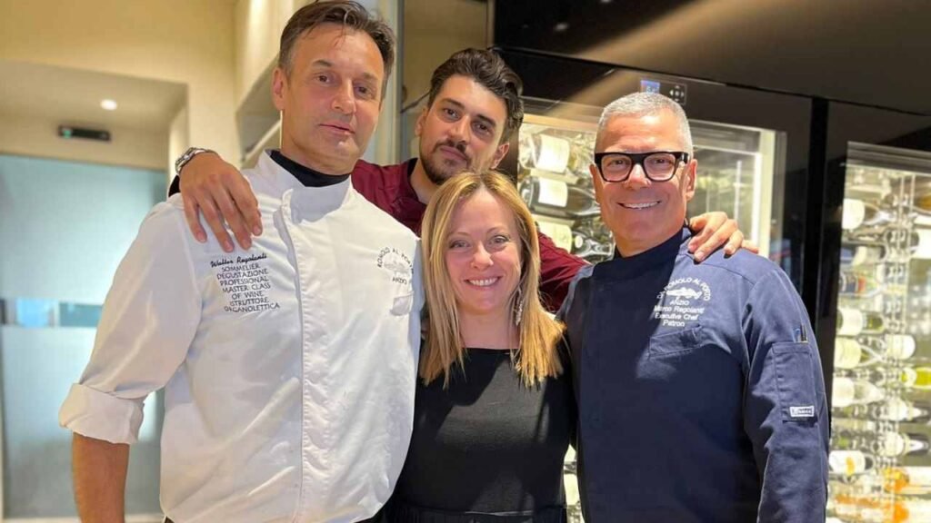 anzio,-giorgia-meloni-a-pranzo-da-romolo-al-porto.-le-foto-dei-piatti-che-ha-gustato