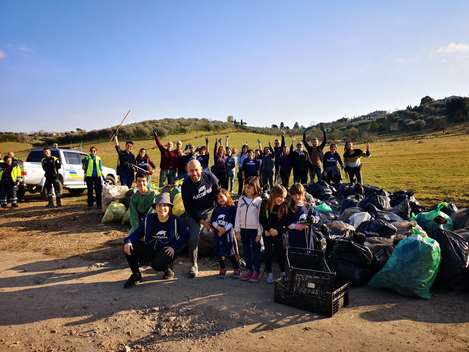 mentana-–-i-volontari-di-plastic-free-in-azione:-raccolti-7-tonnellate-di-rifiuti-(il-video)-–-tiburno-tv