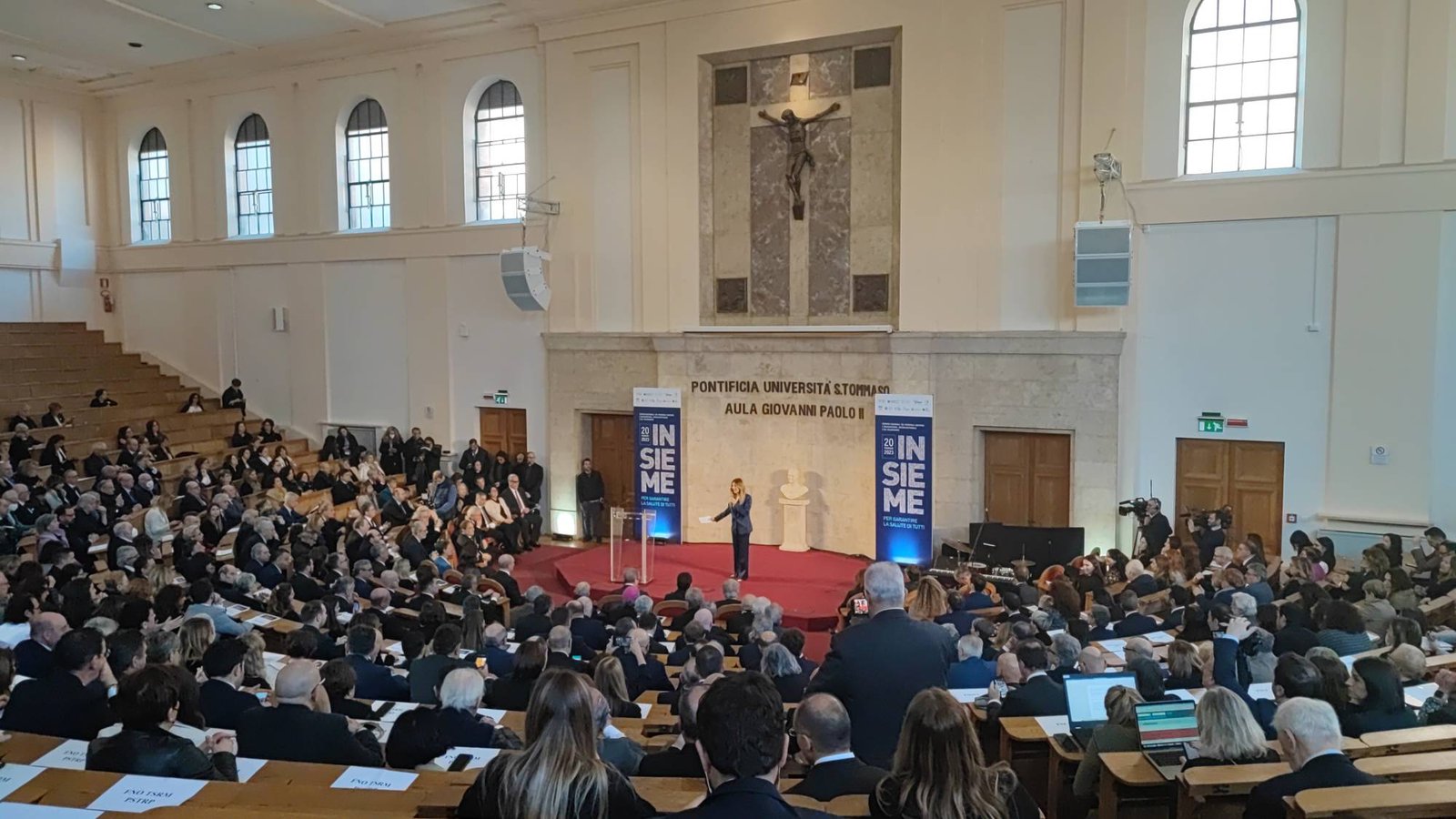 dal-covid-all’aviaria,-i-temi-della-giornata-del-personale-sanitario