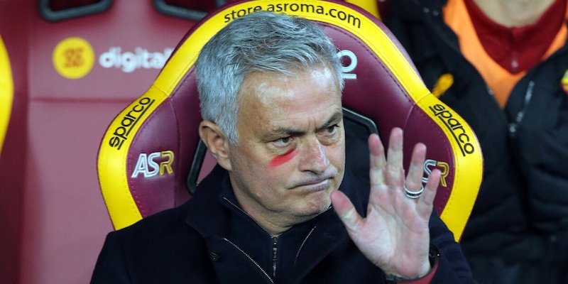 mourinho-e-i-fischi-dei-tifosi:-ecco-la-verita.-e-ora-l'olimpico-rispondera
