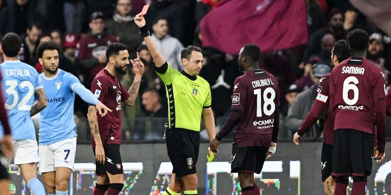salernitana-lazio-0-2,-la-moviola:-abisso-sbaglia-il-primo-rigore.-e-sul-secondo…