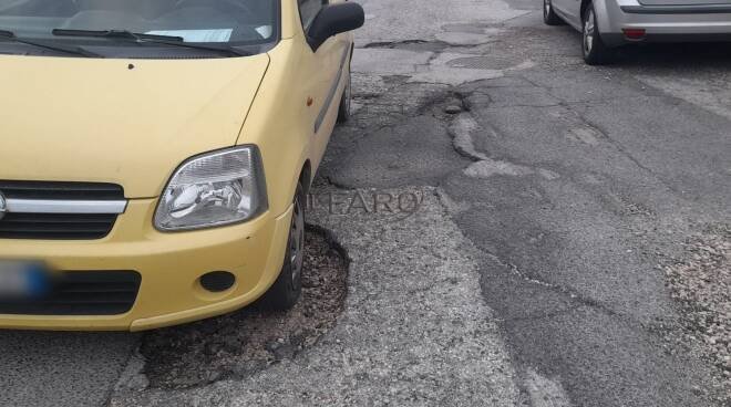 strade-ad-ardea,-cittadini-infuriati:-soldi-spesi,-ma-le-buche-aumentano