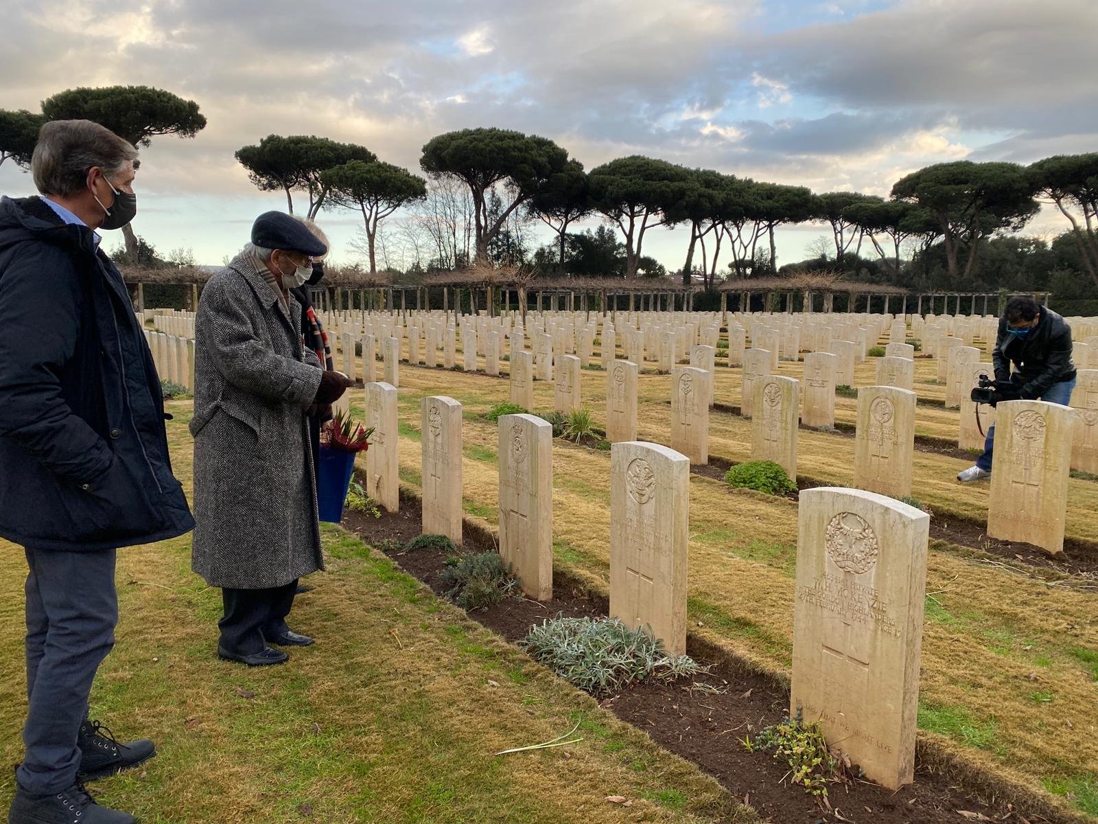 addio-ad-harry-schindler,-il-cacciatore-di-ricordi-innamorato-di-anzio