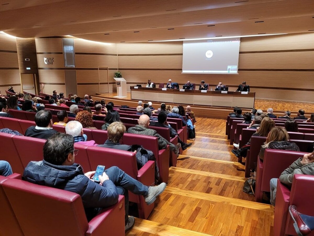 “oltre-la-dipendenza”,-il-mondo-della-droga-e-i-giovani:-un-convegno-dedicato-agli-studenti