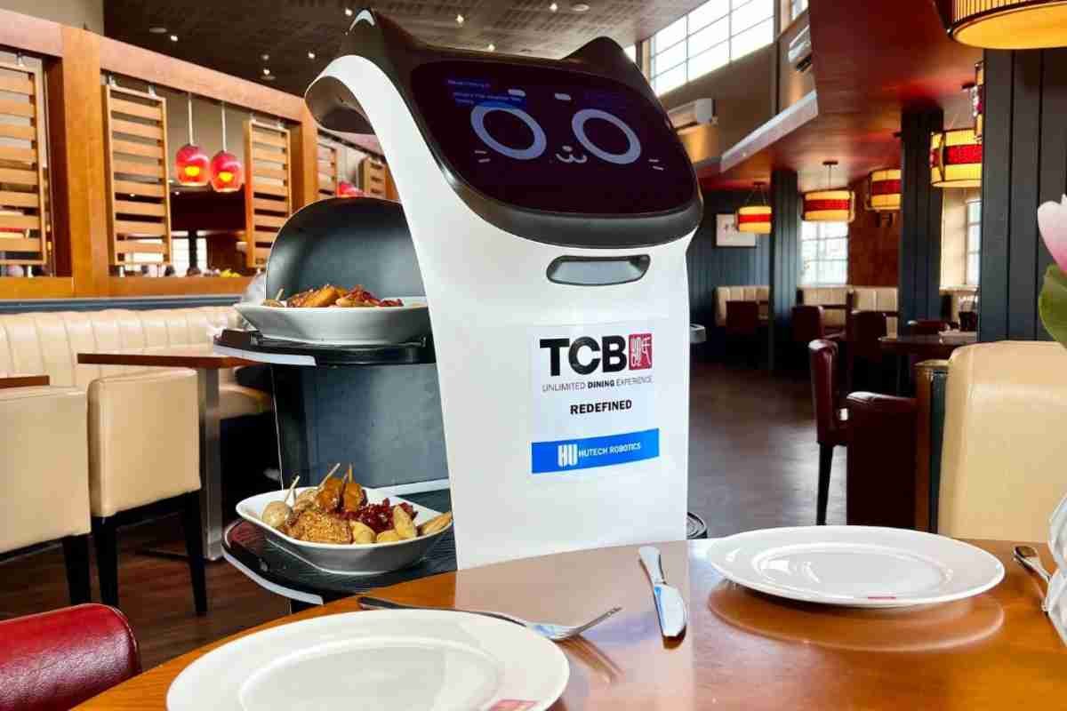 i-ristoranti-nel-mondo-dove-a-cucinare-e-servire-sono-i-robot:-da-provare-subito