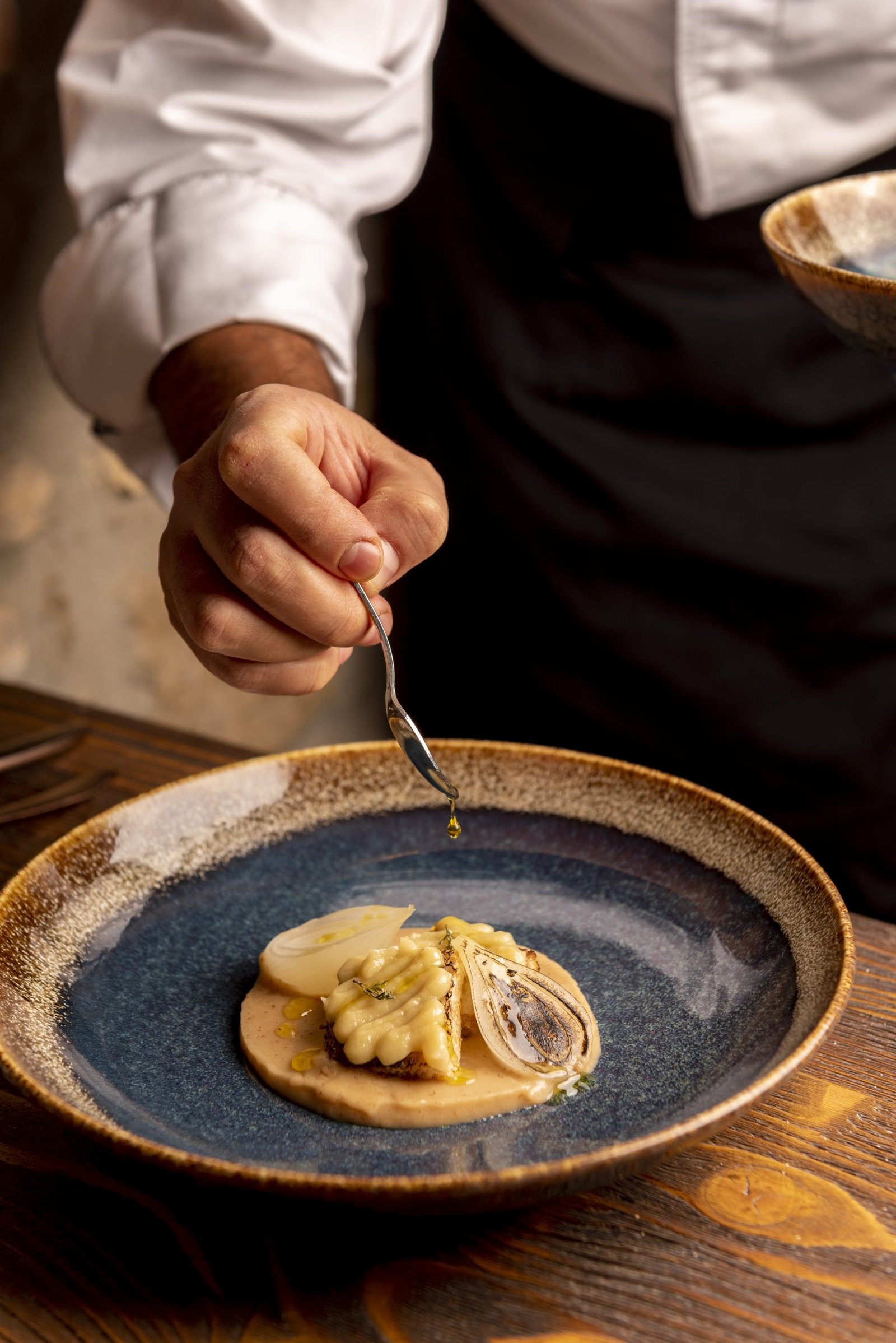enoteca-verso:-non-solo-mescita-ma-anche-sapori-e-tannini-di-eccellenza