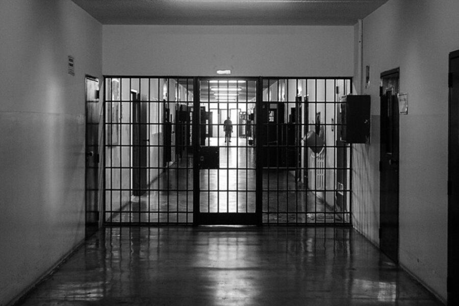 rapino-una-donna-ad-anzio-nel-2008,-arrestata-in-sicilia-deve-scontare-4-anni