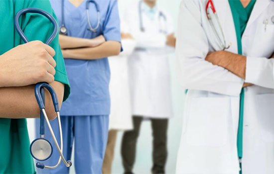 i-medici-di-roma-denunciano:-gettonisti-costano-fino-a-250-euro/ora-contro-i-45-di-uno-strutturato