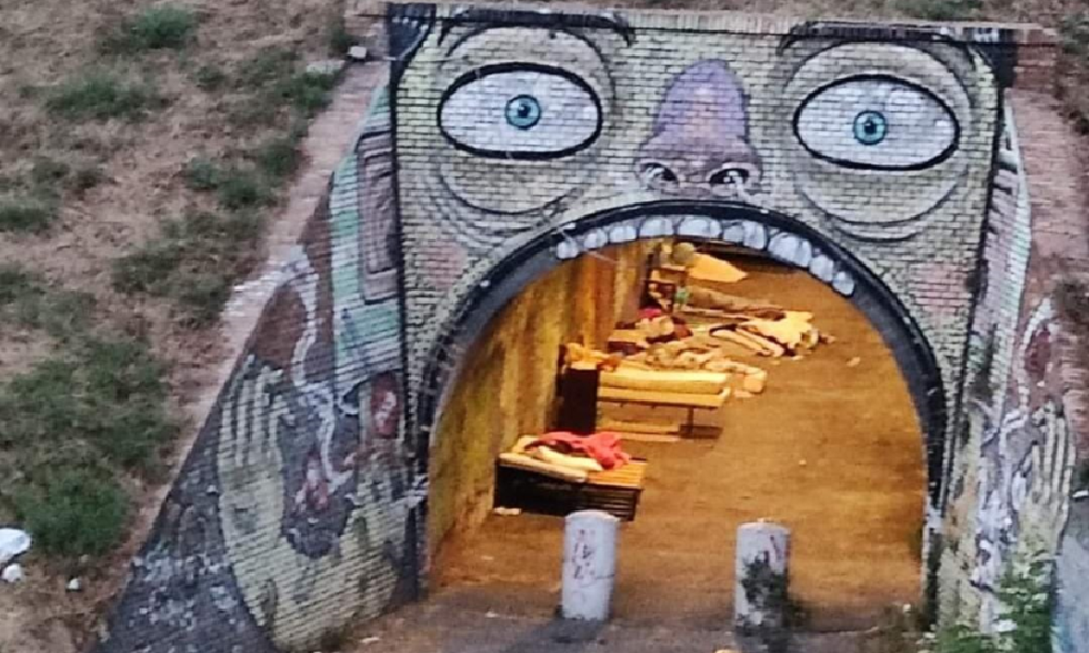 roma,-sottopasso-del-quadraro-offlimits-per-i-residenti:-ancora-degrado-al-suo-interno